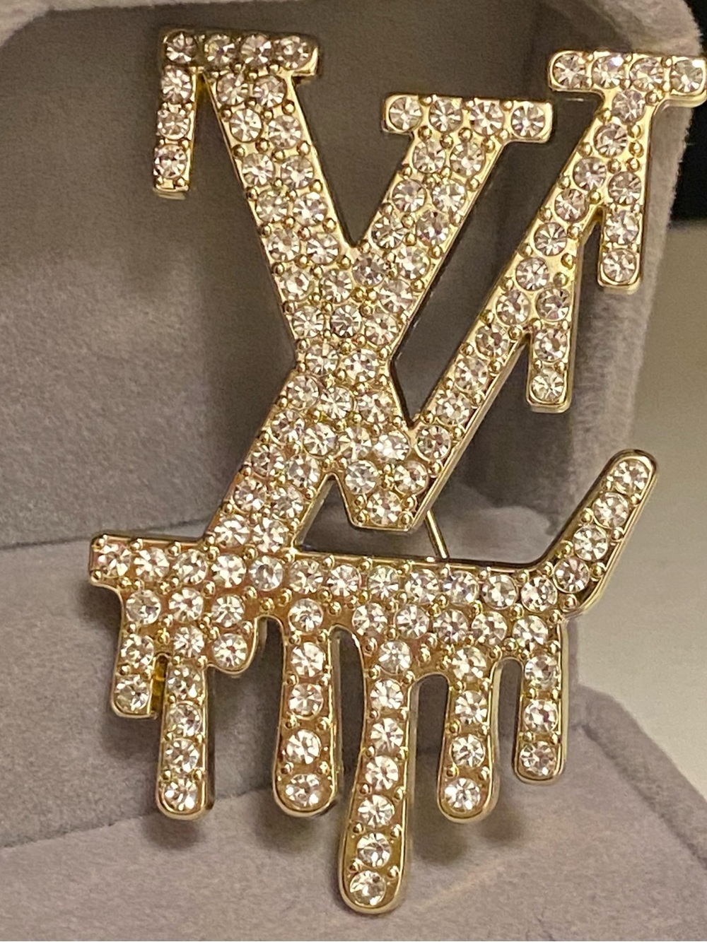 Fashion Jewelry Gold Crystal Drip Logo L-V Luxury Brooch Large Unisex